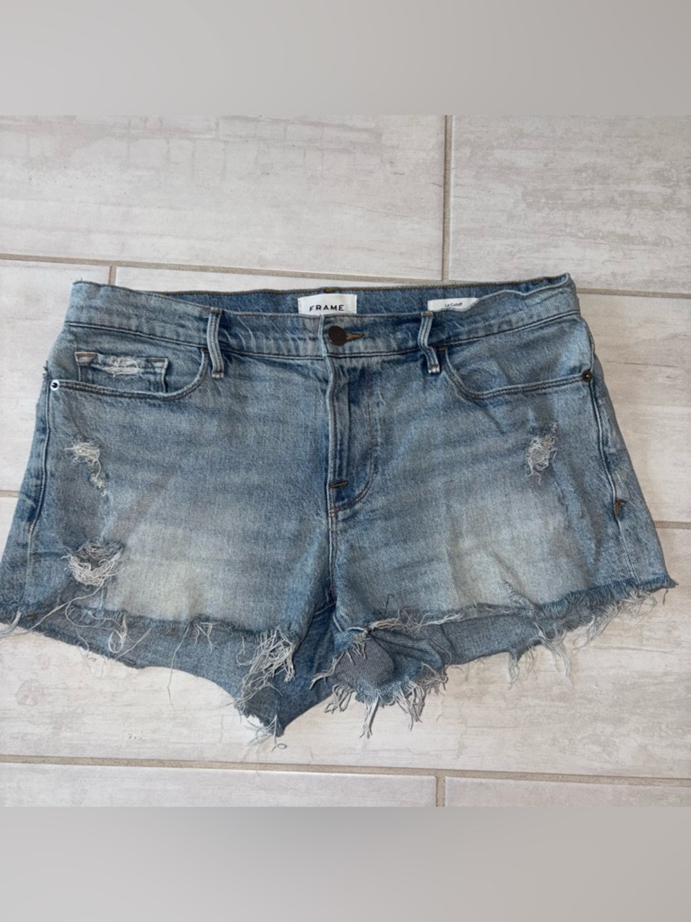 Frame Denim Washed Blue Distressed Le Cutoff Shorts, Size 29